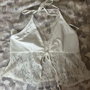 White boutique crop top